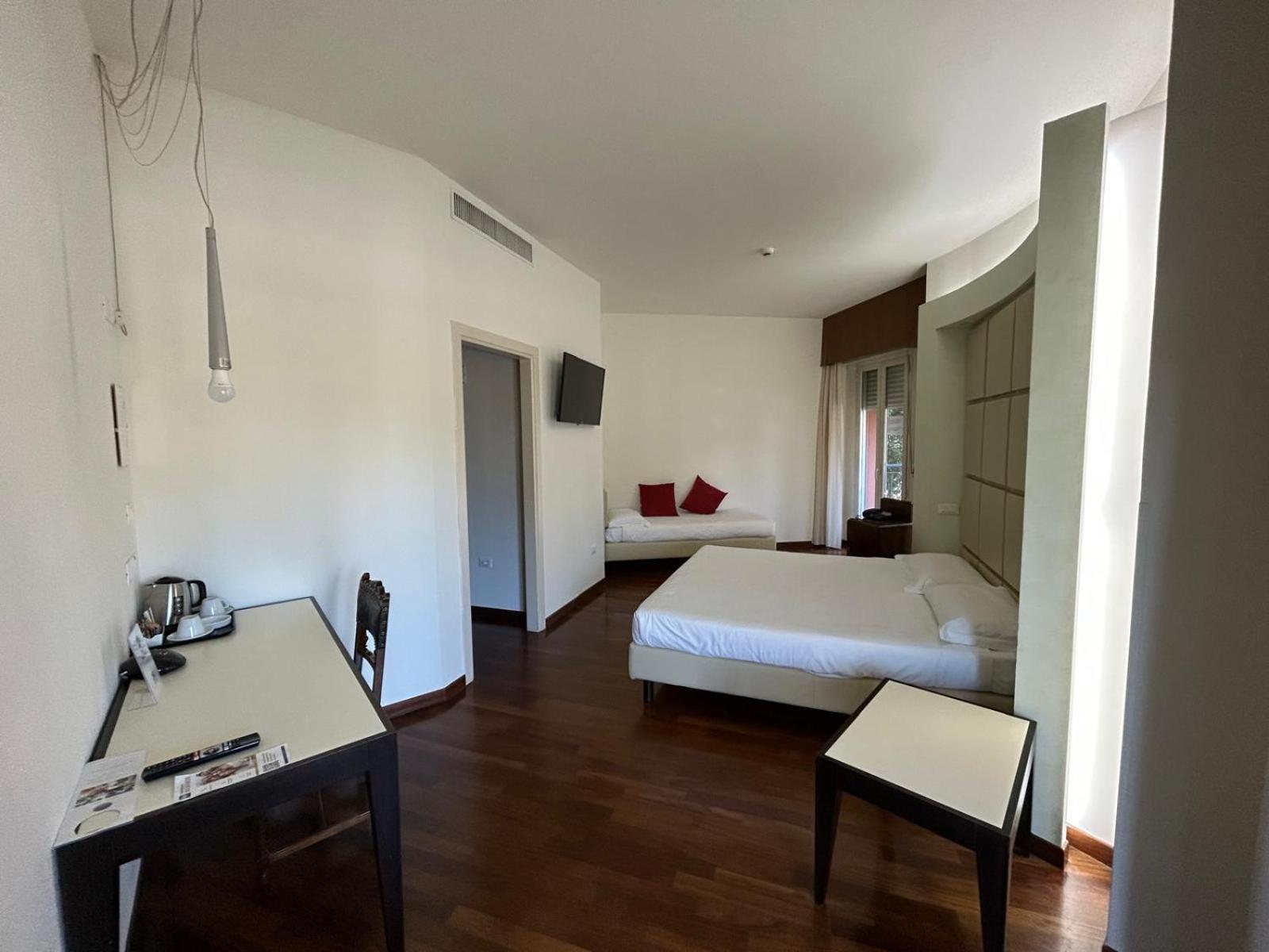 Best Western Cesena Hotel מראה חיצוני תמונה