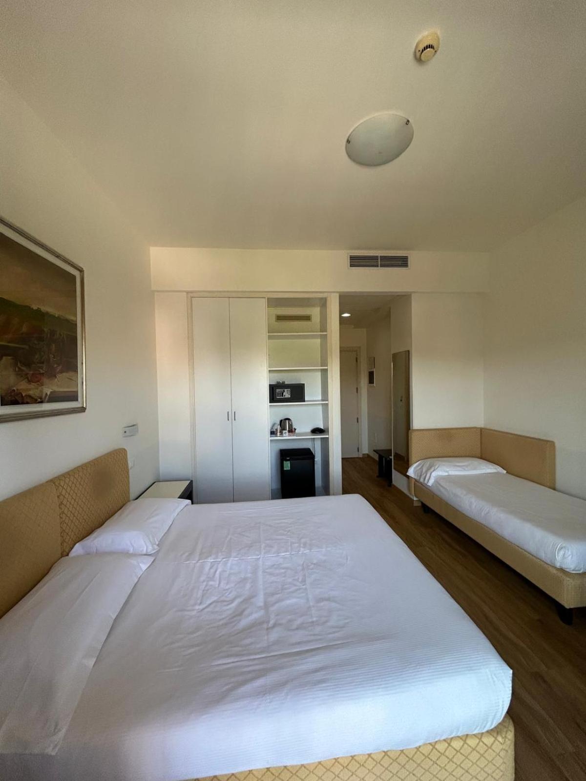 Best Western Cesena Hotel מראה חיצוני תמונה